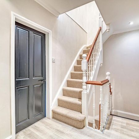 Villa Luxury Georgian Townhouse With Cinema And Parking Chester Esterno foto
